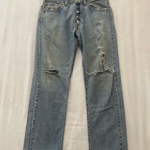 Levi’s 501 Distressed